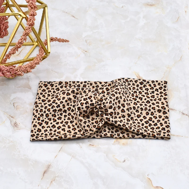 stylish hair combs for smooth finishes -Full leopard headband