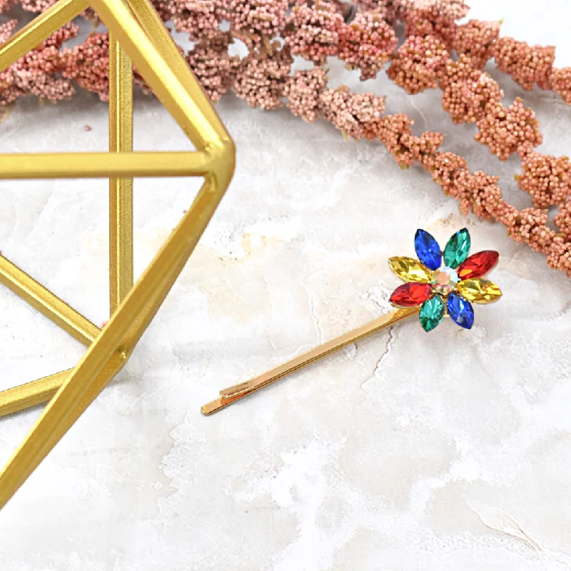 oversized clips for fashion-forward looks -Jeweled flower hair pin